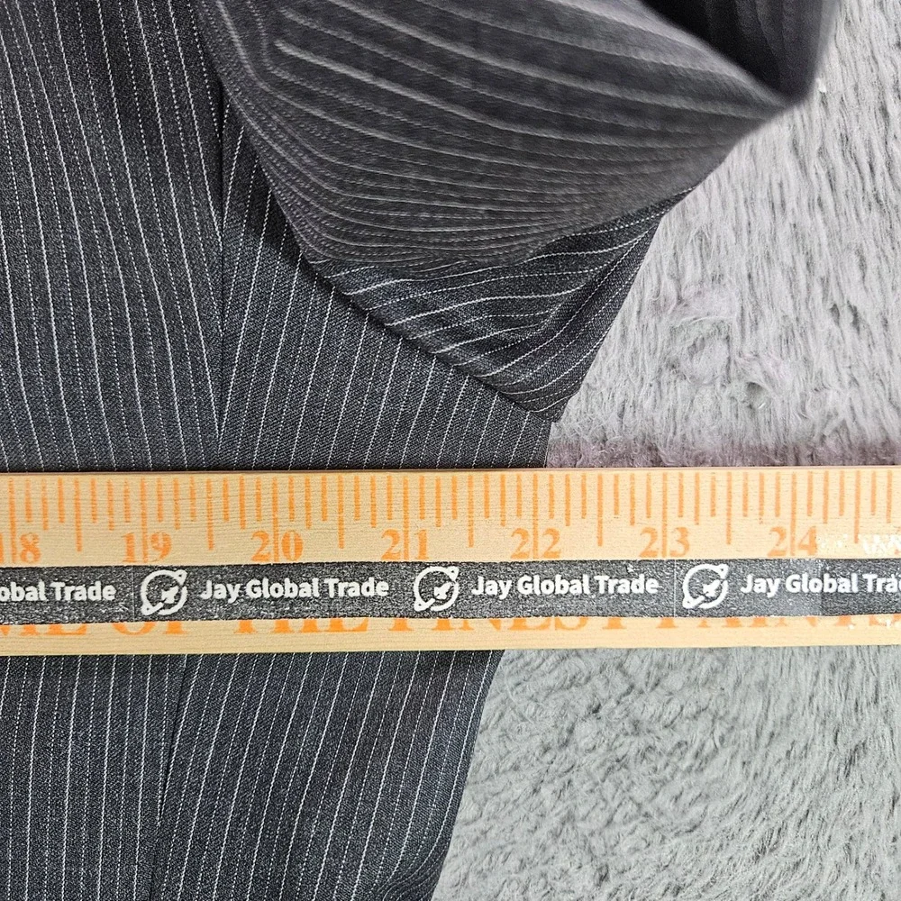 John Varvatos USA Bedford Suit Mens 42R Grey Pinstripe 100% Wool 2PC 35x28 Pants